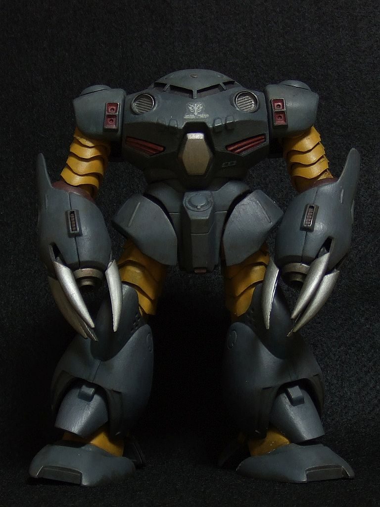 水陸両用系はポーズを取らせるのが難しい