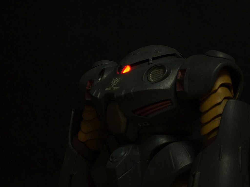 闇に紛れて上陸