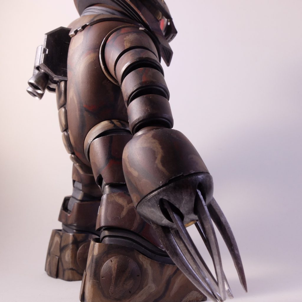 筆塗り迷彩アッガイ–3枚目/制作者：@raw_gun