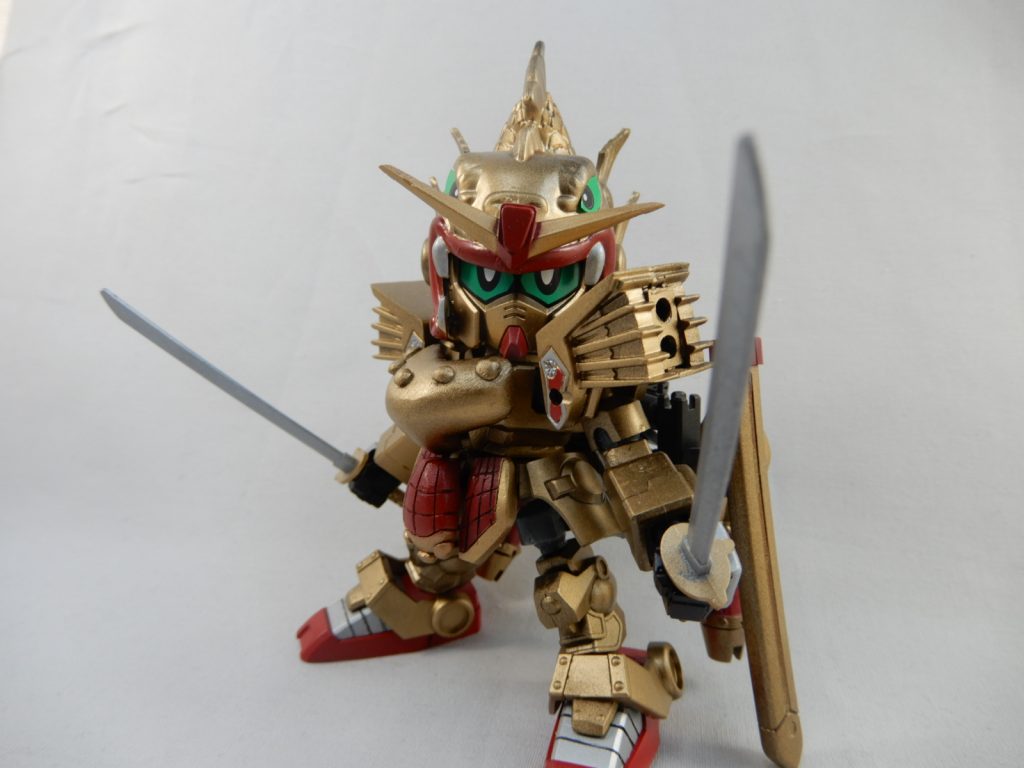 装備が少ないのでこちらの姿の方がポーズを決めるのには向いてます