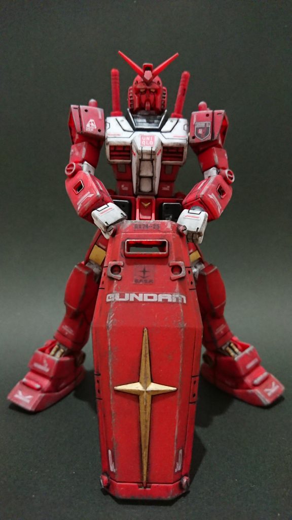 ユニクロ「UT」限定オリジナル「HG ガンダム」–4枚目/制作者:Loop