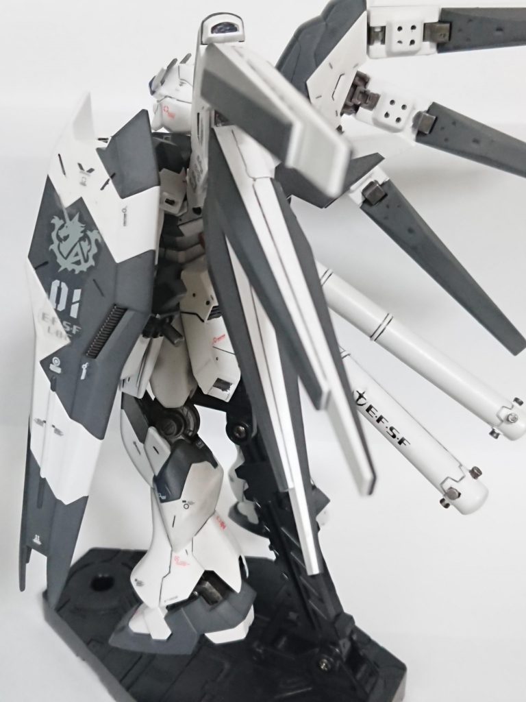ハイニューガンダム HGUC–4枚目/制作者：ＨＨ