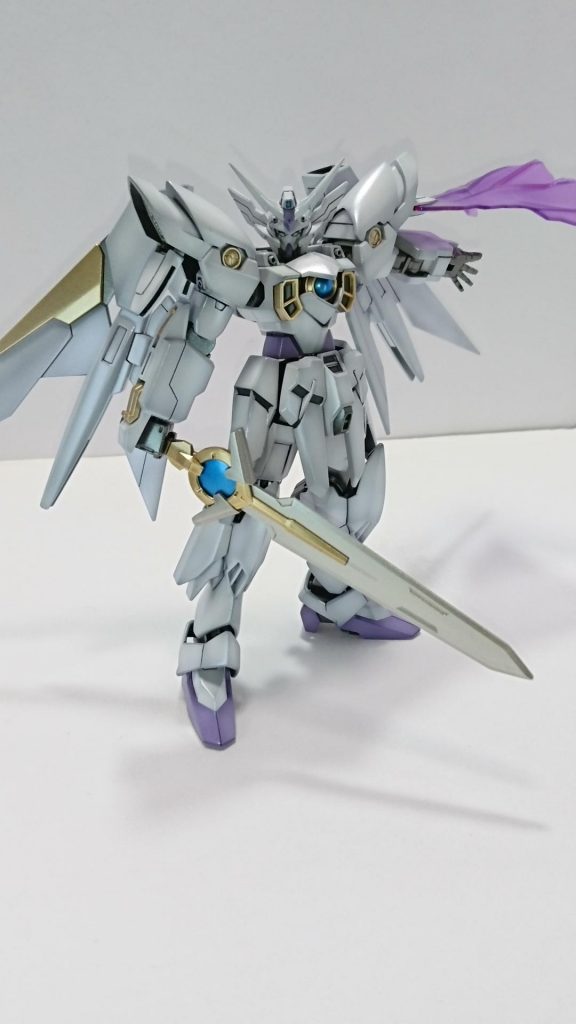 騎士っぽくなるようにダイバーエースユニットのソードを持たせてます。