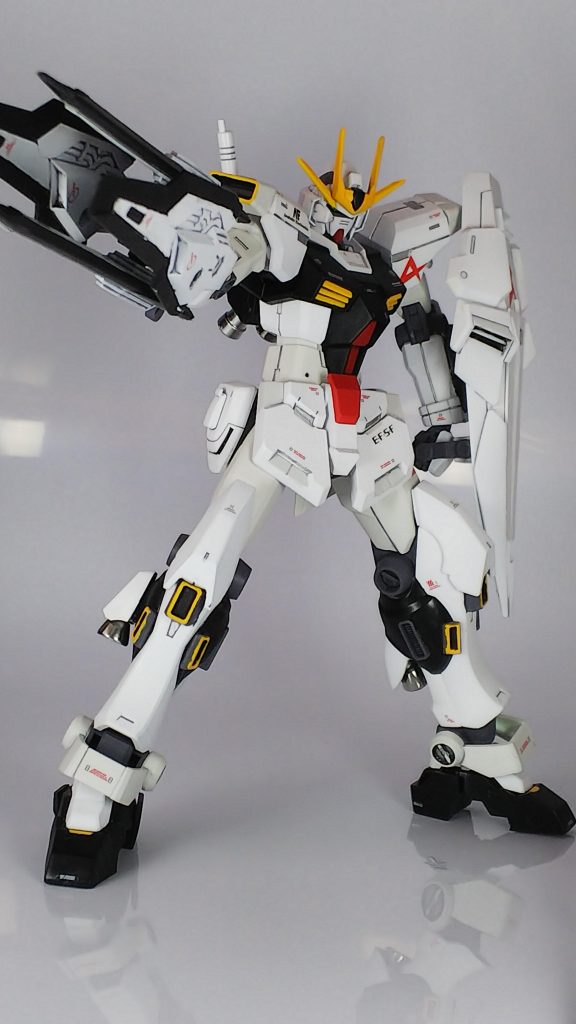 ニューガンダムFAKE–4枚目/制作者：MSR