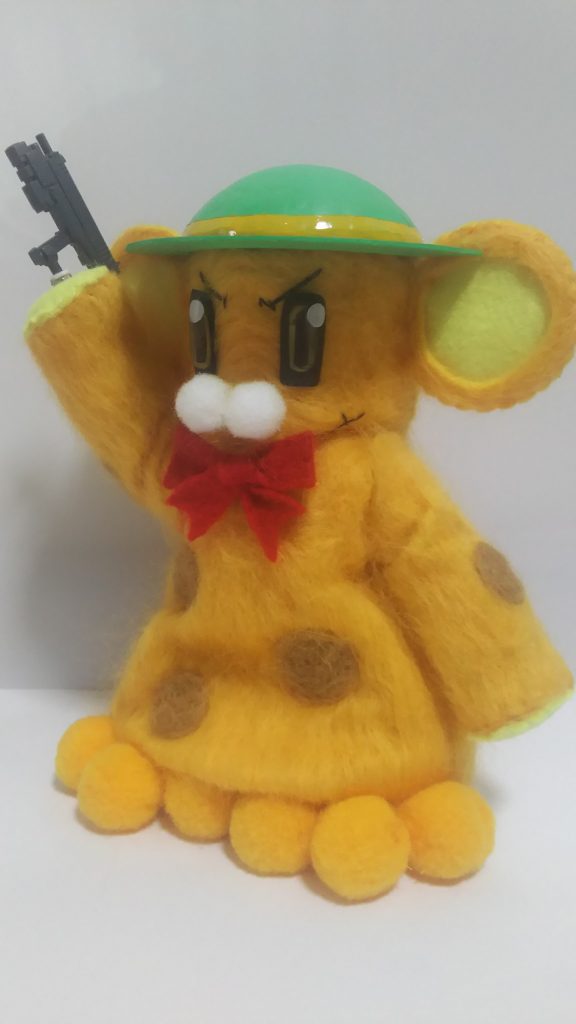 ガンプラ「ベアッガイⅢ」の外装を戦闘用軽量繊維＜フェルト＞
（*F*or battle *e*quipment -*l*ight *t*extile）でコーティングした機体。