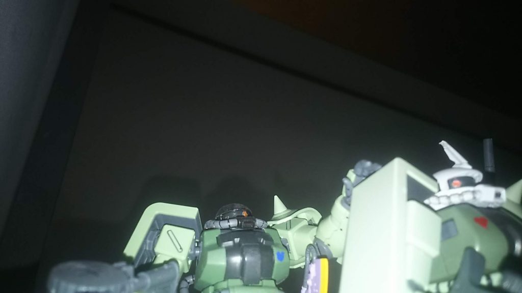 あとは、スミ入れと艶消しトップコートのみを施してあります。ヒートホークはMSパープルを吹いております。