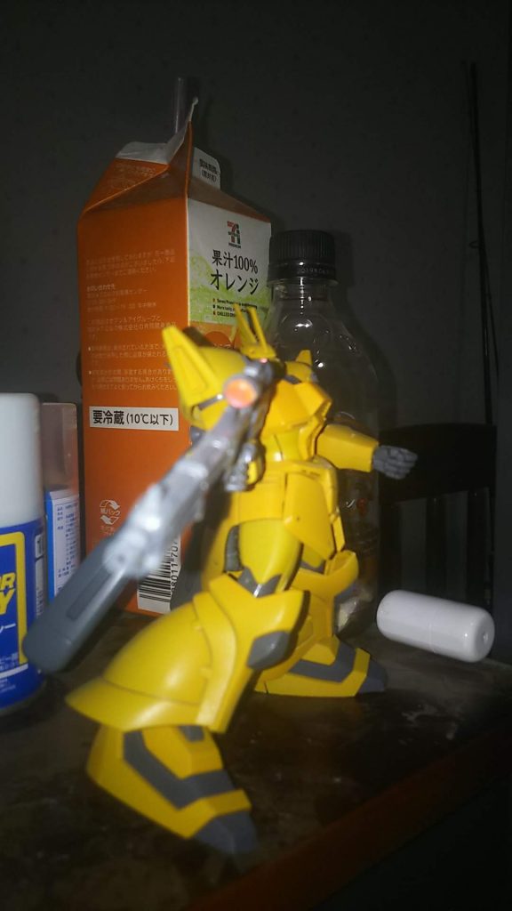 艶消しトップコートとスミ入れを施してあります。