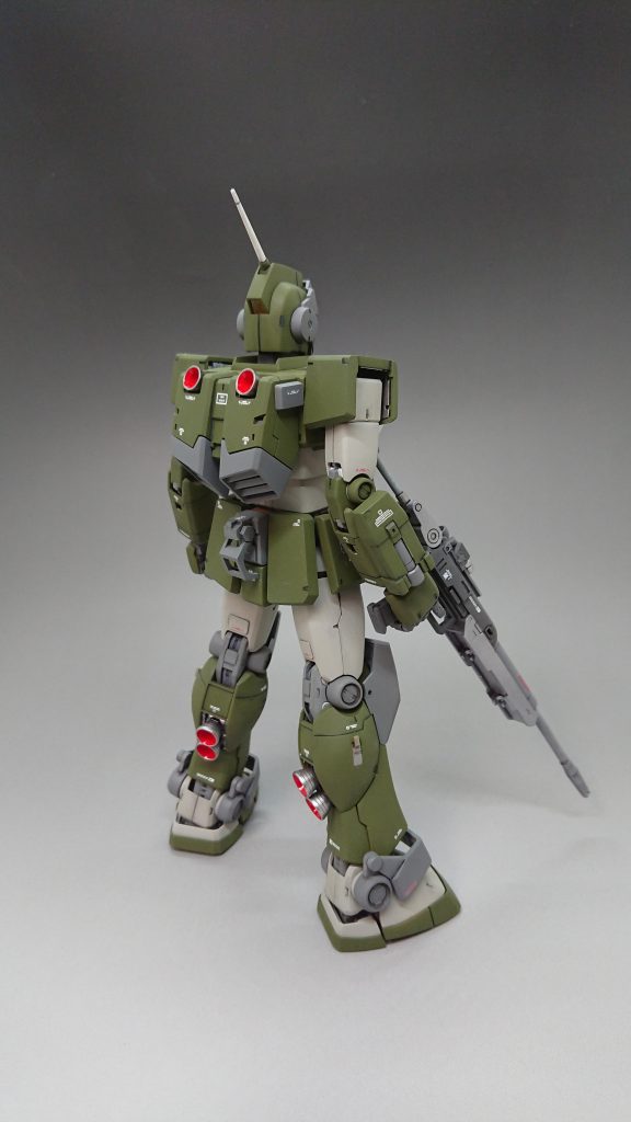 後ろ姿。
ストレートに組んでこのカッコ良さ。
流石バンダイさん。ありがとうー