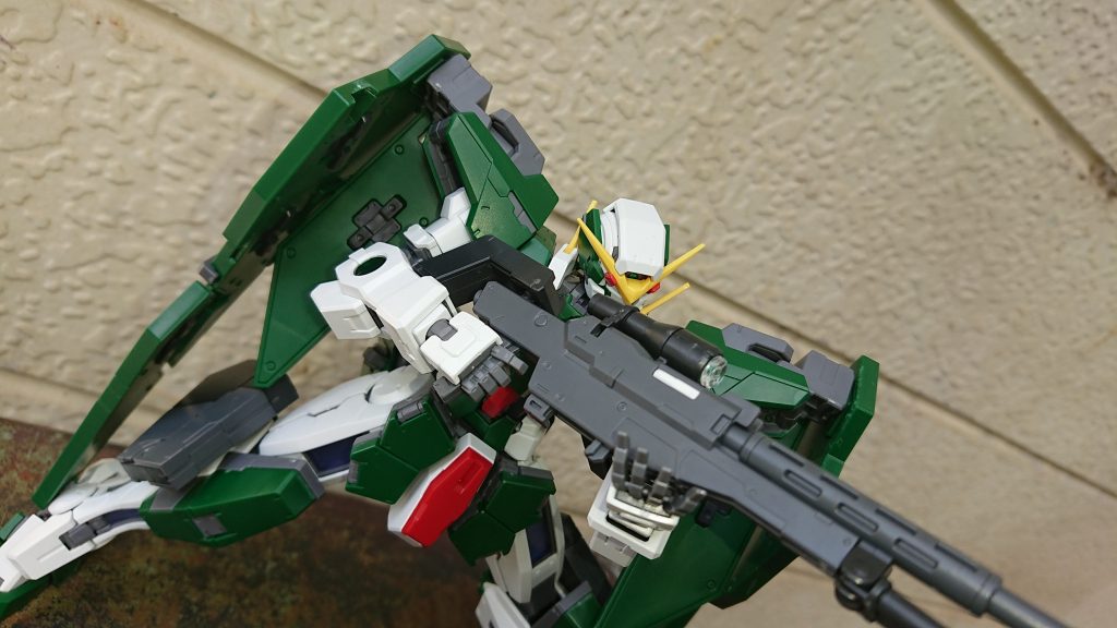 ロックオン・ストラトス、狙い撃つぜ…！！–2枚目/制作者：榛名提督