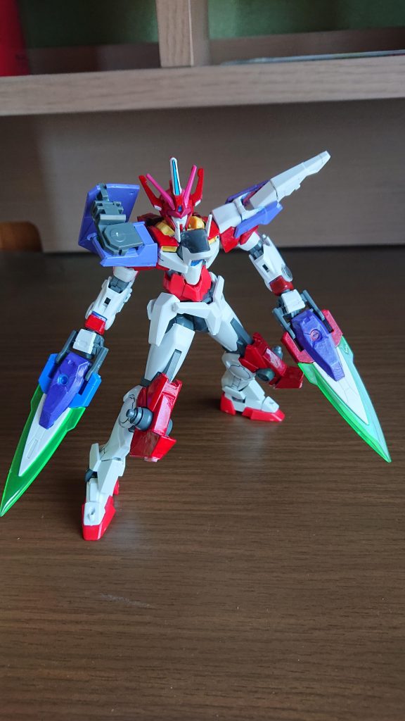 この機体のメインウェポンのＧＮカタール。