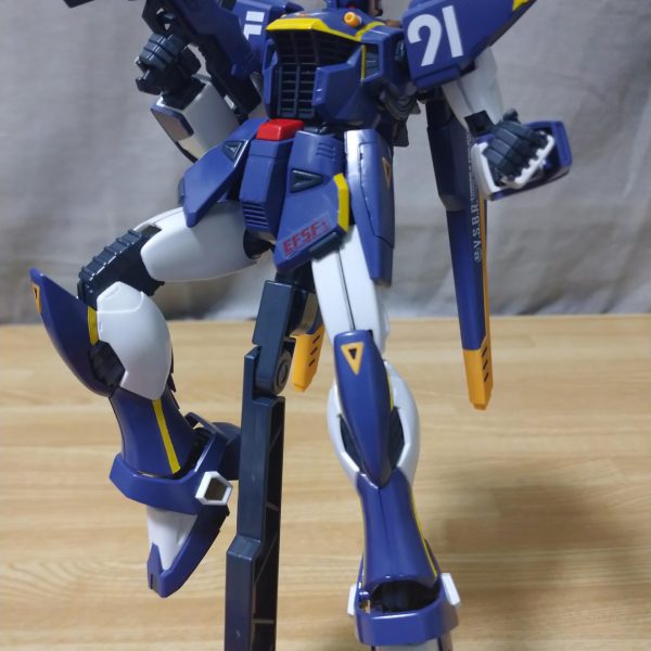 ガンダムF91(ミッチェル・ドレック・ナー搭乗機)