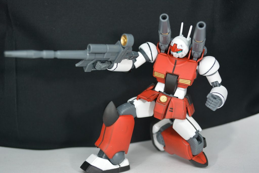 ## ポーズ3
膝立撃ち その2