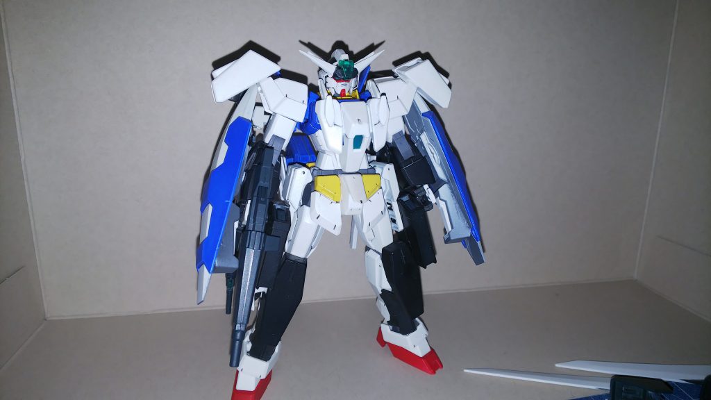 フル装備B
シールドか、羽かのちがい。シールド裏にサーベルついてるのでBは格闘もこなせるよ。