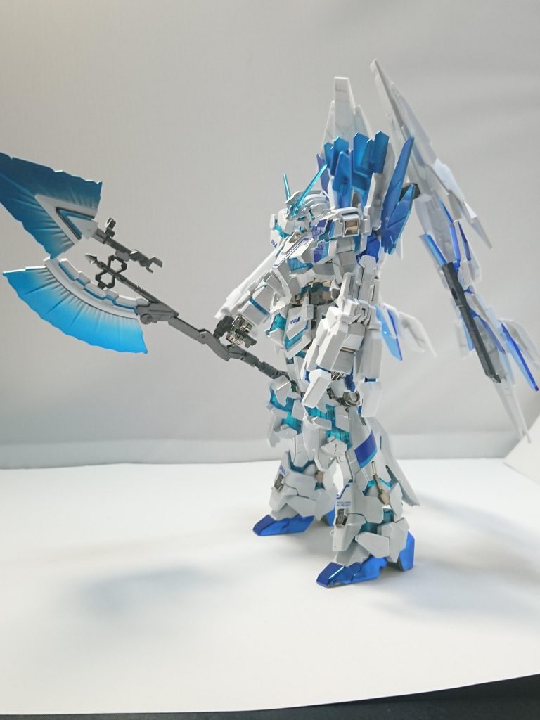 パイパービームジャベリンはシルバーとクリアブルーのグラデーションです!