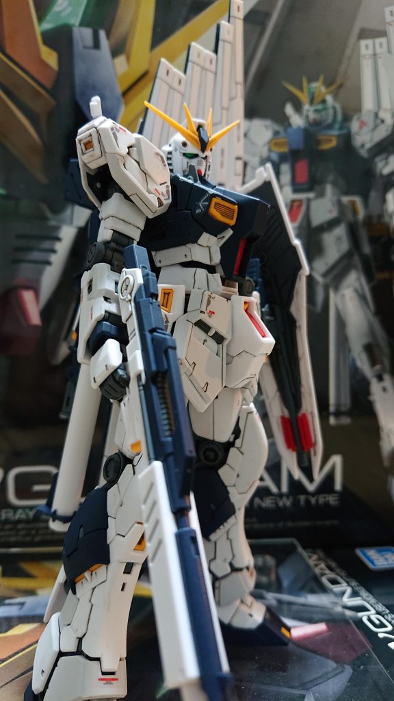 RG νガンダム–2枚目/制作者：mu-san