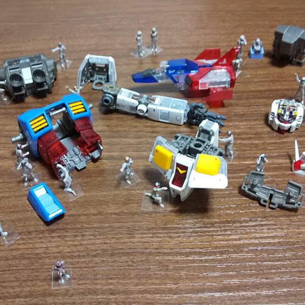 組み立て進行中!