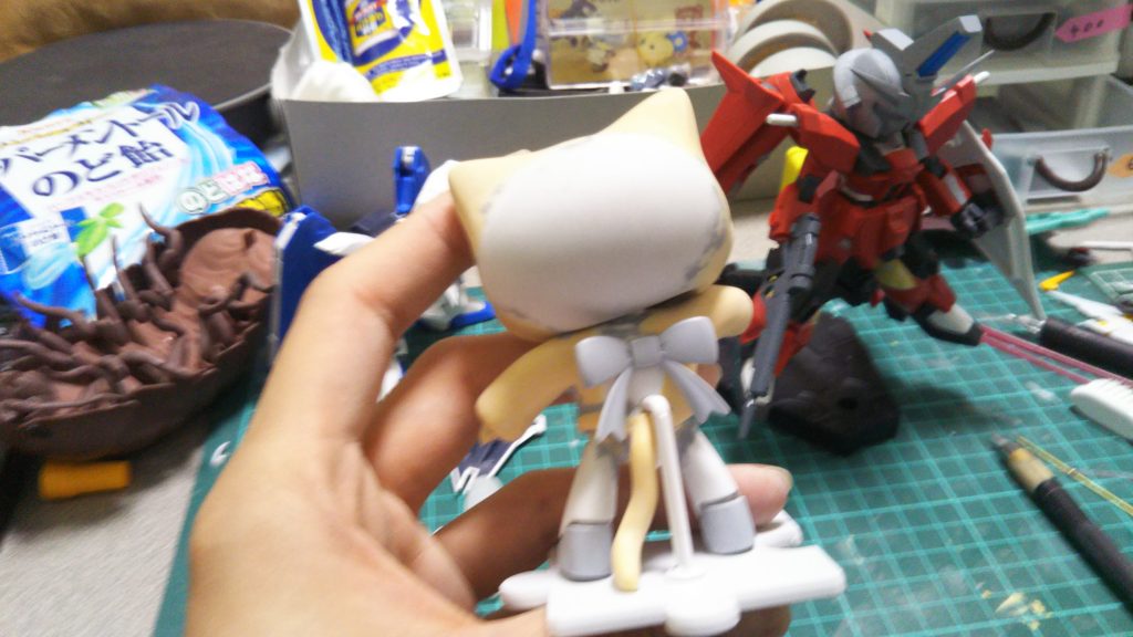 使ってる材料
プチッガイ  550円
タミヤ ベーシックパテ  275円
タミヤ エポキシ造形パテ  440円
合計1265円