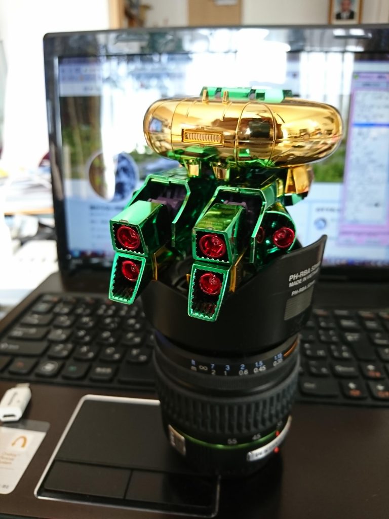 バックショット
テカテカは正義です♪