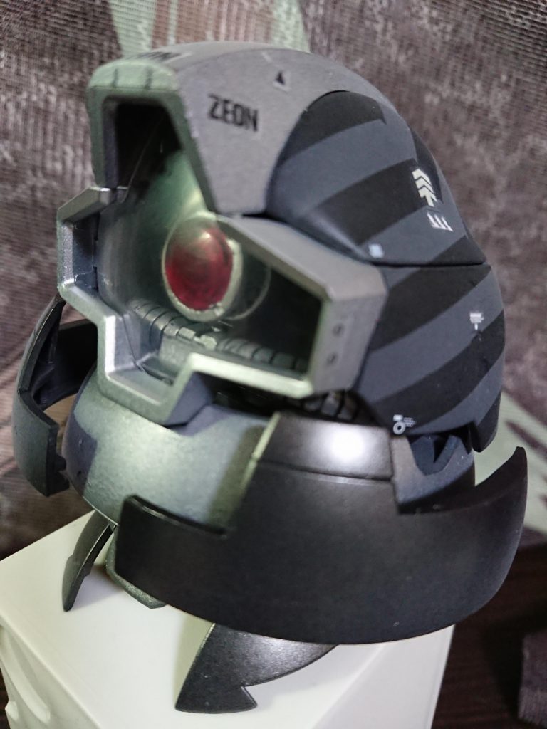 [ダズル迷彩風]ドムヘッド–4枚目/制作者：ＨＨ