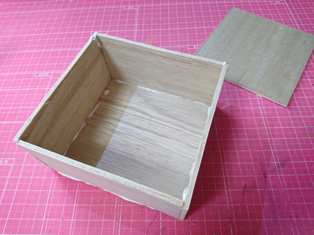 派呂屋の玉ようかん–3枚目/制作者：滝 由佳理