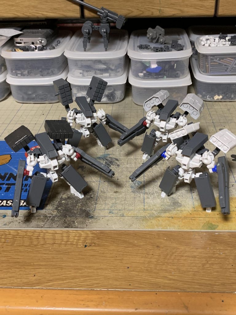 各種ミサイルポッドを用意。