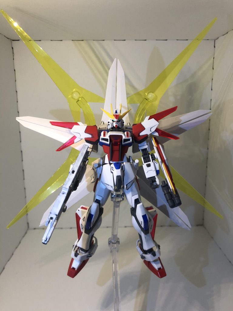 通常の星形です

星形の時は間からエフェクトを覗かせます

ちなみにエフェクトはブースターのいい感じのところに
接着剤でくっつけてるだけです