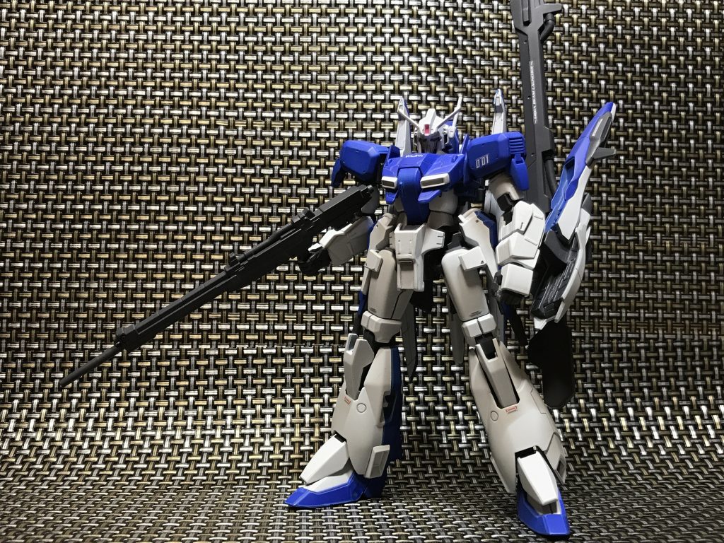UC版という事でリゼルのランチャーを装備させてみました。
