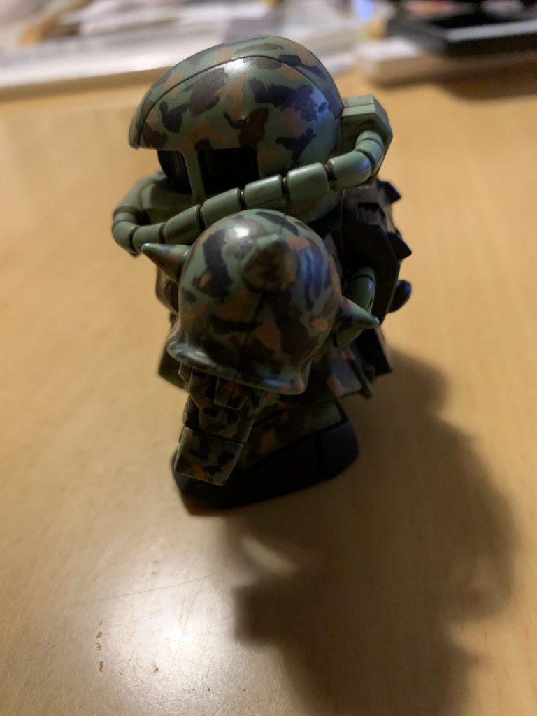 ザクⅡ（迷彩ペイント）–5枚目/制作者：@blood_muzik1981