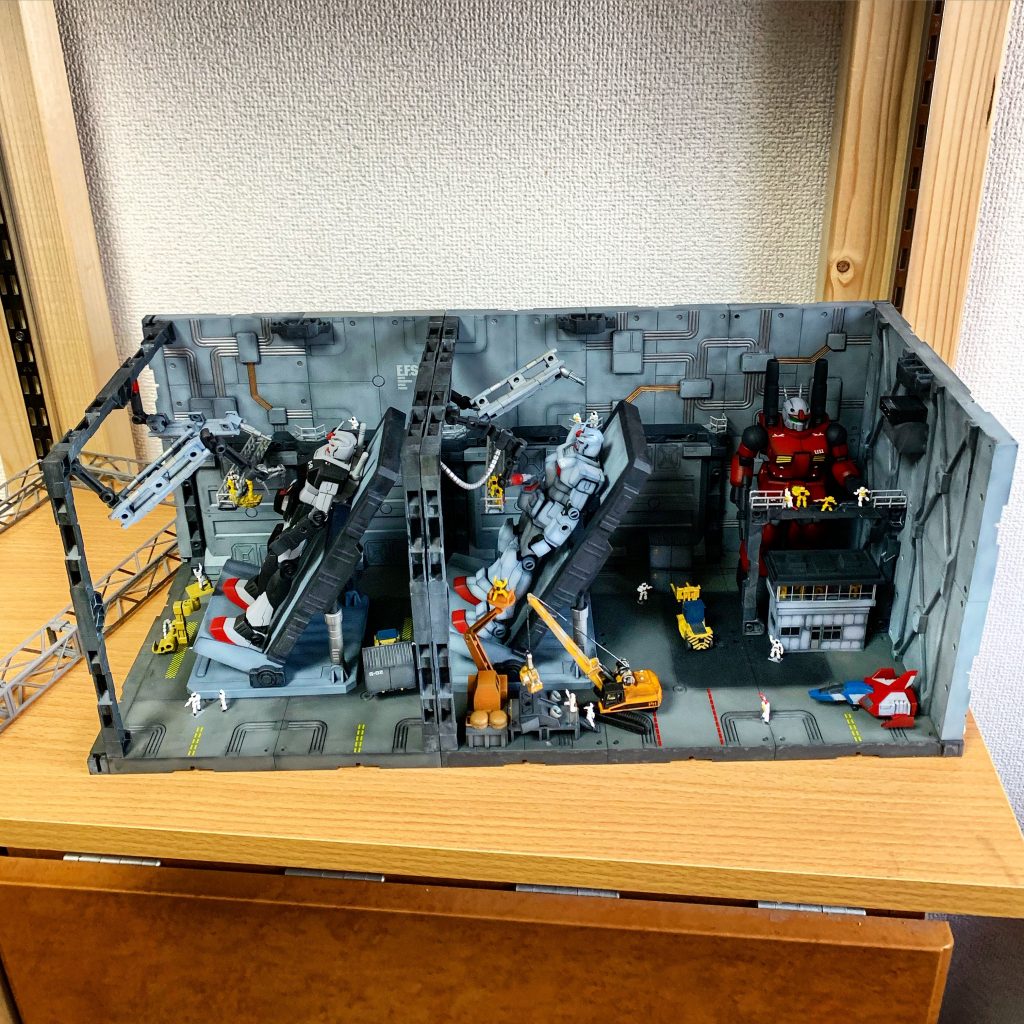 全体像です。
高さ17cm×幅40cm×奥行き17cm