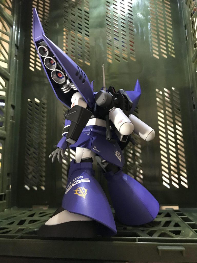 後ろ
バックパックにアンテナを追加✨