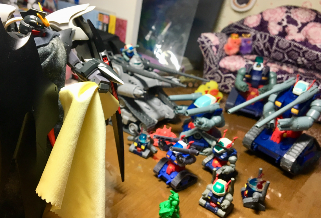 ヘル：ああ聞いてくれよガンタンク、今面白い夢を見て……アハハ……ハハ………え…？