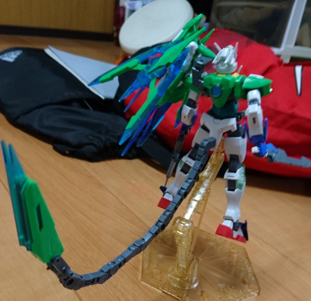 背面
少しフェネクスをイメージしました
大部分がシアクアンタ化されていますね( ̄▽ ̄;)