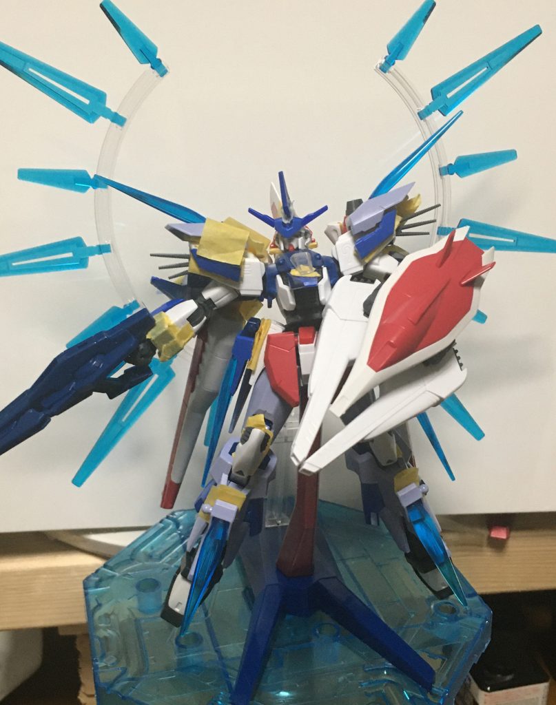 ＜初期案＞
シヴァの変わりに可変シールドヴェスバーっているのを考えていたけどそもそもこいつにシールドって不要じゃない？ってことでボツ案に。
替わりに、シヴァを装備させたり、背中にV.S.B.R.ブースターを追加されたりされました



いかがだったでしょうか。コメントいただけると励みになります