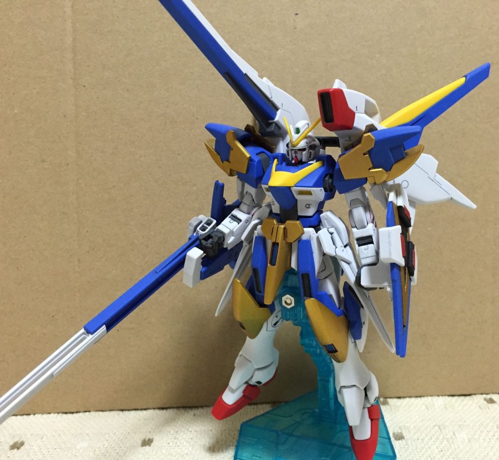 アサルトバスターはこんな感じです。ちなみに、上の2体とは別に作っています。都合3体作っていますね(笑)。