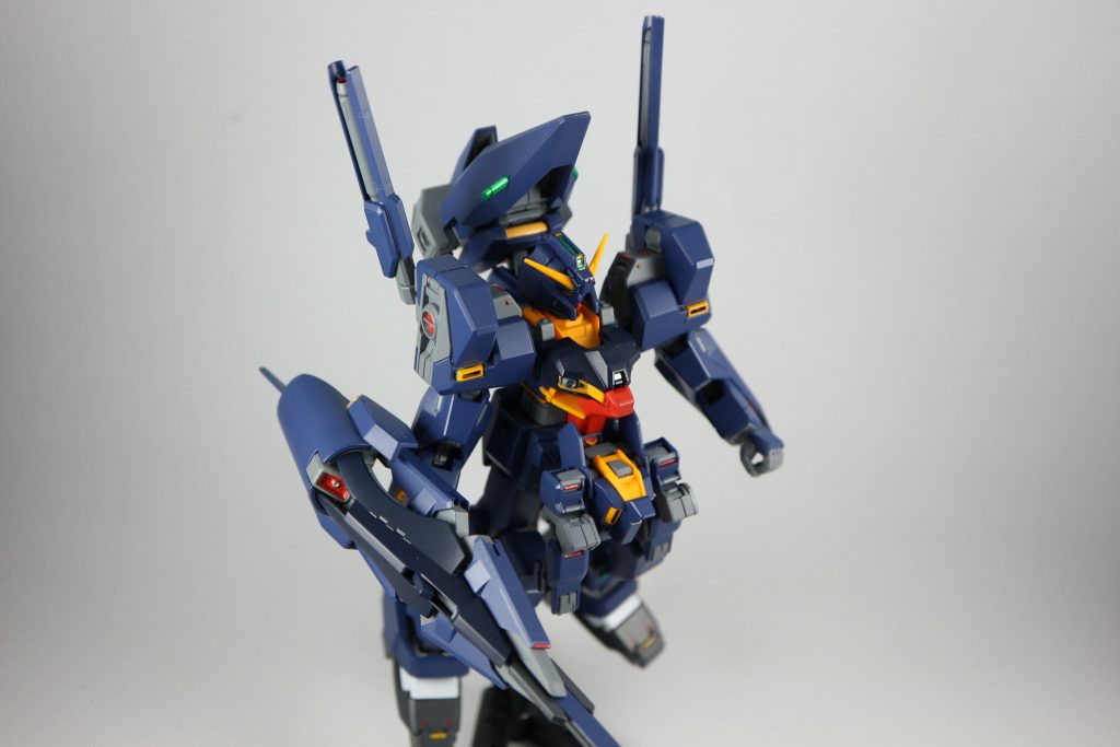 設定イラスト風(色違うし左右逆だけど…)