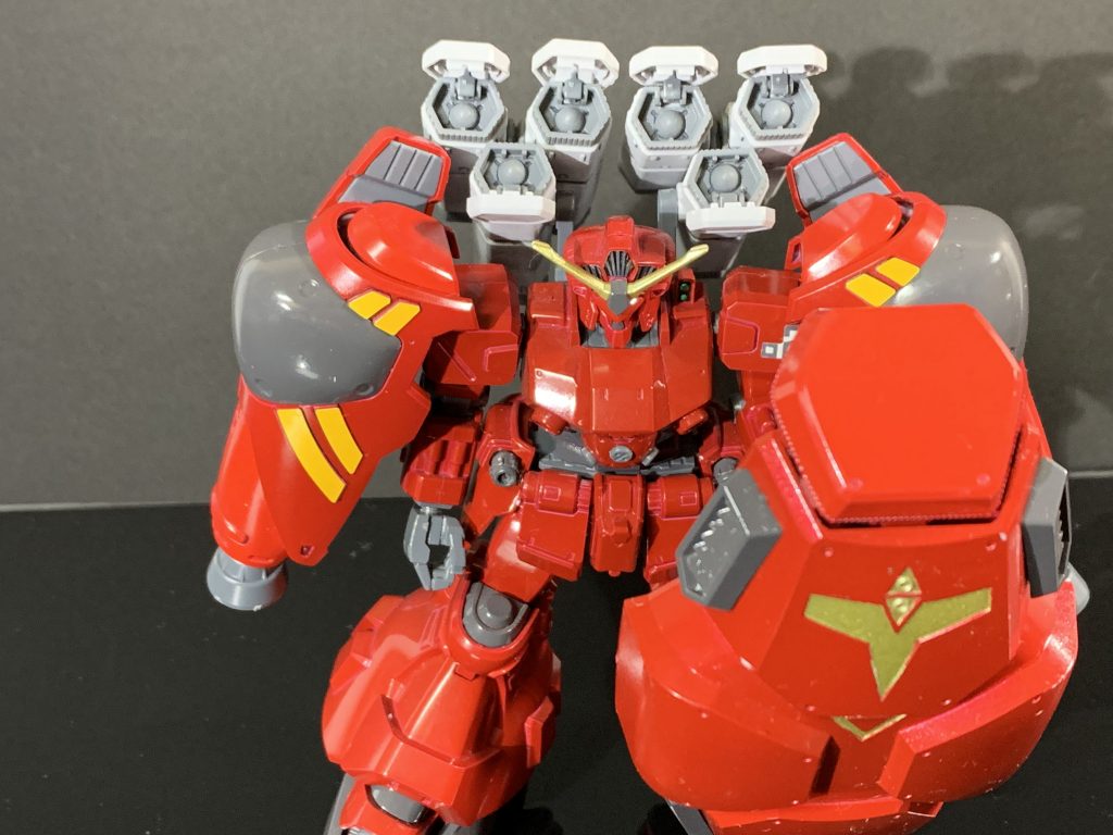 MLRS仕様の多連装ミサイルポッドです。