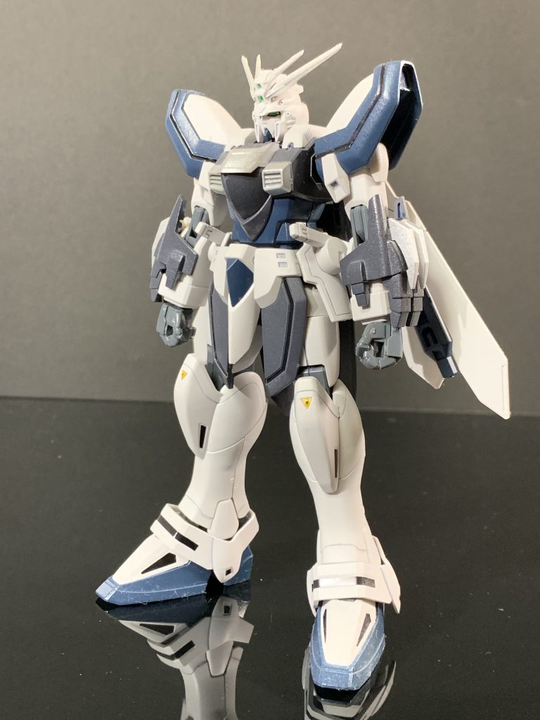 「シュバルツ専用ゴッドガンダム」なイメージだったんですが、SEED系のディアクティブ的なカラーリングになりました。でも結構気に入ってます。