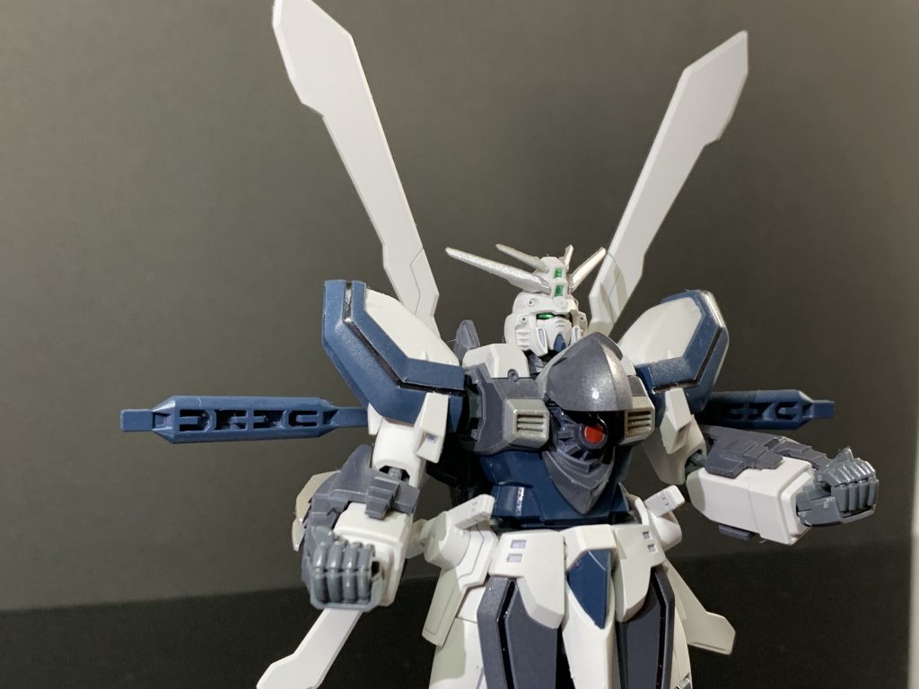 スーパーモード。
キットそのものの出来がすごく良いため羽の肉抜きが気になるところではあります。。