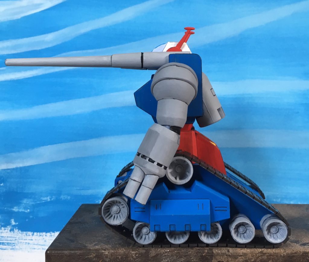 こちらも見えないので転輪の輪郭線を省略しています。
無改造ですがなかなか良いプロポーションのキットです。