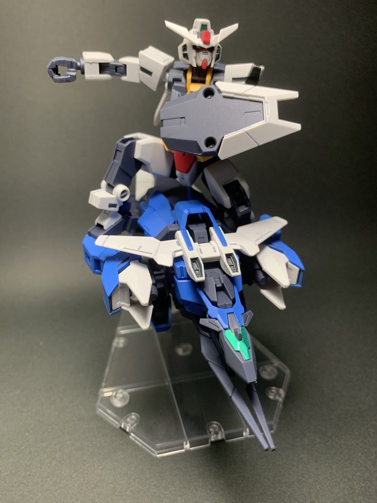 サポートメカのアースアーマーと一緒に
ちょっと不安定ですが上に乗せることも出来ます