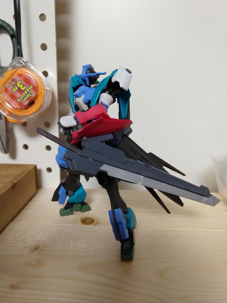 当初はヴィダールのお手軽改造で済ませるつもりでした。上下逆にしたアンテナにカゼネズミみを感じませんか…心の目で見ると…(要求が多い)