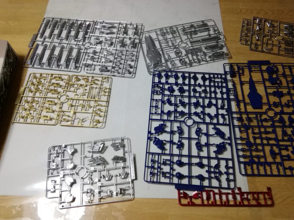 メタリックに。スプレー塗り