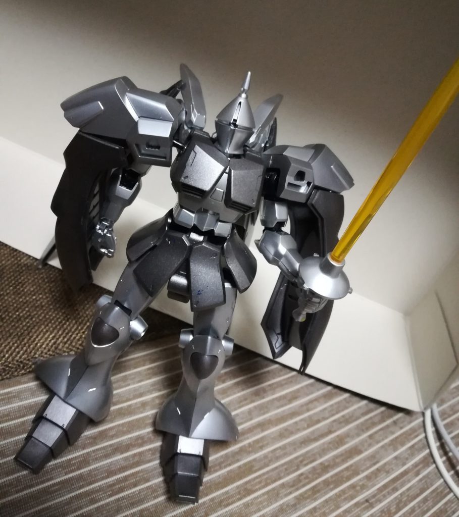 下地の銀塗装w
この状態でもカッコイイw