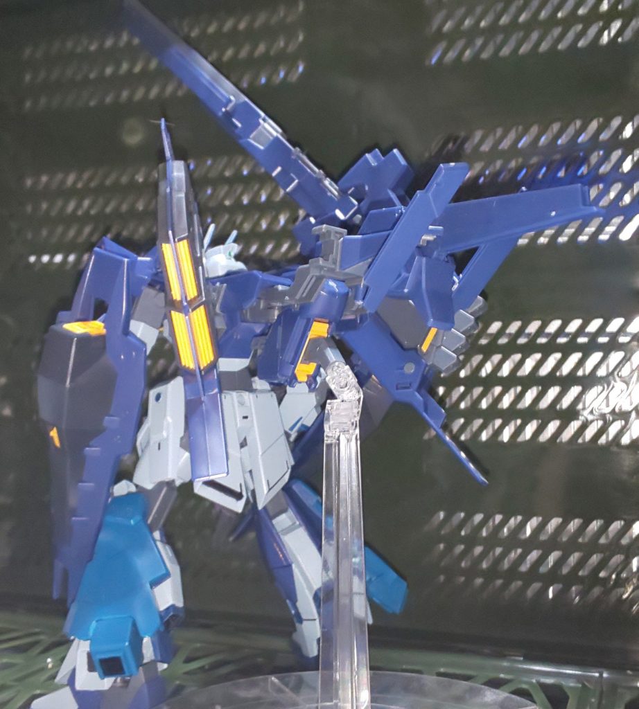 背面。
ティターンズカラーって、何気に侘び寂びよね