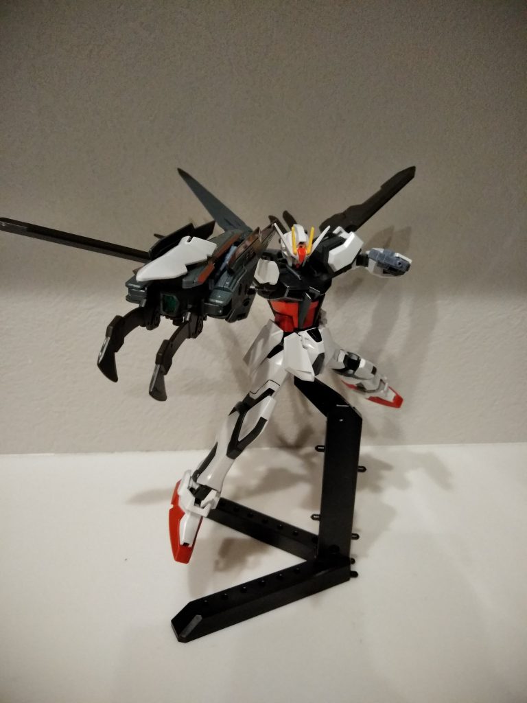 ストライカー高機動
バインダーガン中心にトリケロス改作成
ノワールのビームライフルショーティ内蔵