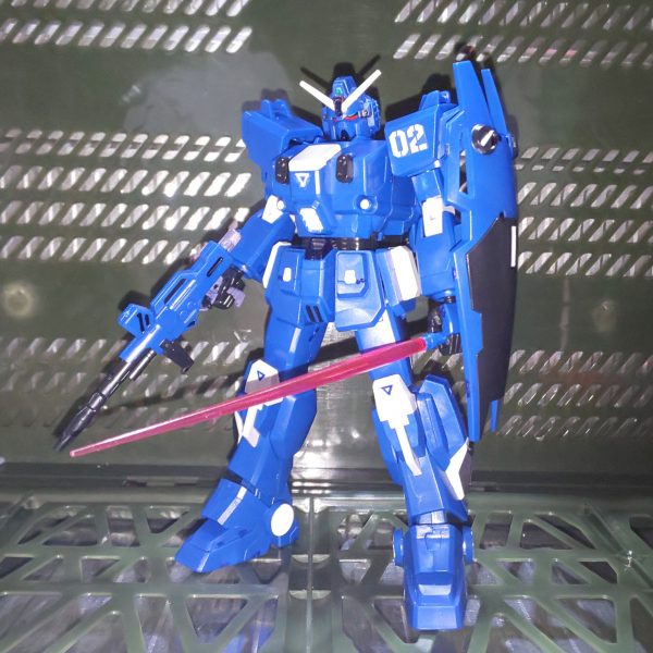 ブルーディスティニー2号機 連邦カラー