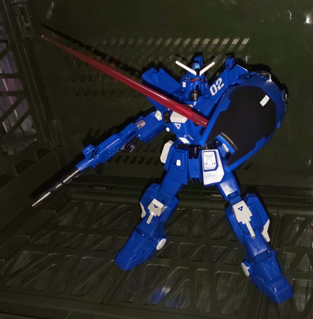 EXAMシステム、スタンバイ…

戦場の死の気配を感知すると、ニュータイプと誤認して暴走するEXAMシステム。

最近ナラティブでニュータイプは死者の世界に繋がっていると明確に設定されましたが、EXAMシステムの時代から、公表されないだけで設定自体はある程度決まっていたのかな、と製作中に考えてました。