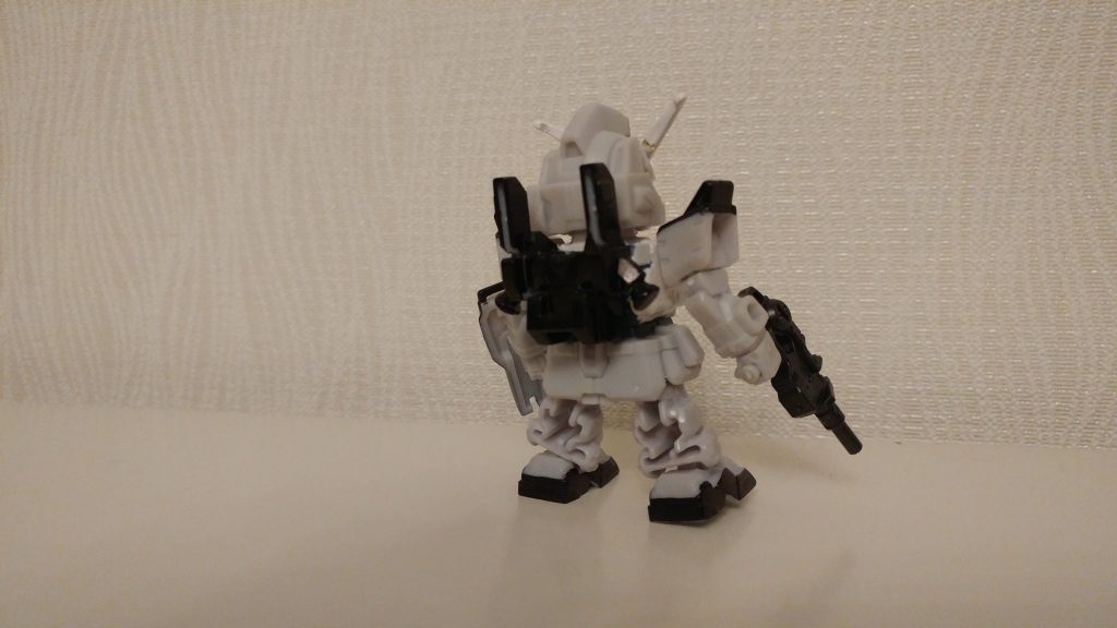 後ろは無塗装だったランドセルを本家同様に黒に塗った以下特に何も手を加えてません(笑)