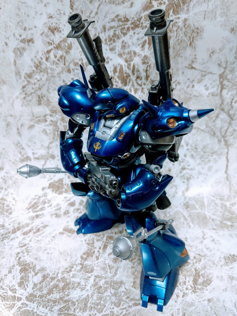 これは肩だけ合わせ目消してますが、普段は合わせ目も消さずに部分筆塗りで組んでます。