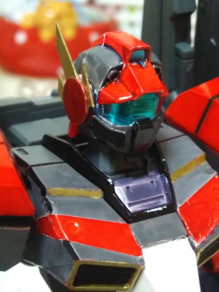 ローディのものは左耳の部分に服買ったときに付いてるタグ(正しい名前未だわからず)をアンテナにしましたが、イオナは趣向を変えて右耳部分にブレードアンテナ、しかも3本にしたうえ同じ右頬部にプレートつけましたﾜｧ豪華ｧ